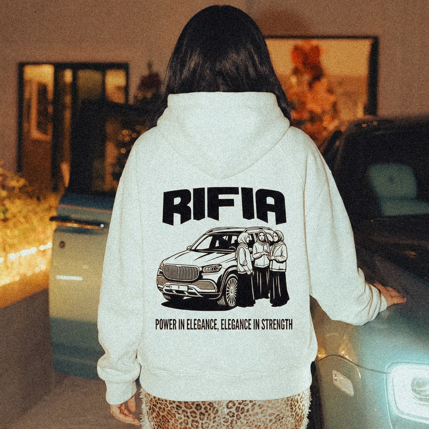RIFIA - POWER IN ELEGANCE -
